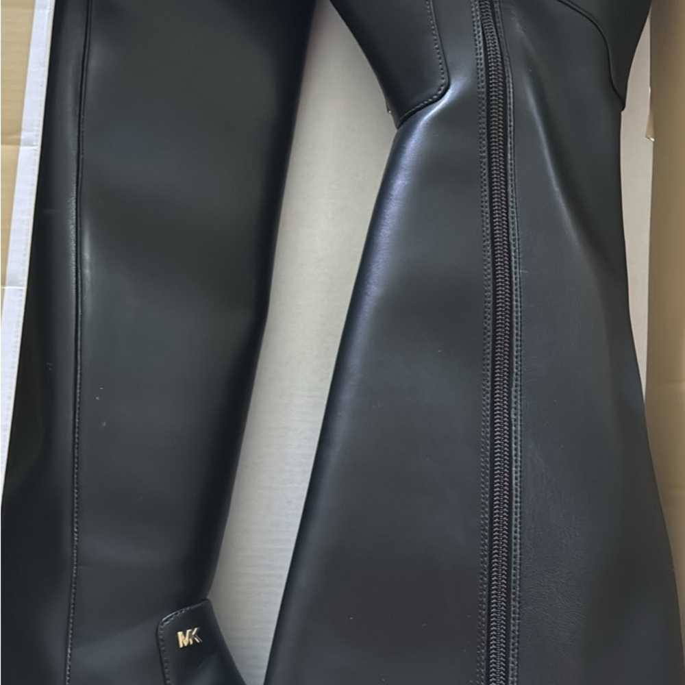 MK tall black boots